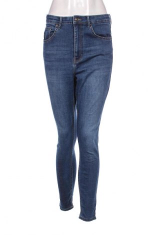 Damen Jeans Bershka, Größe M, Farbe Blau, Preis 14,83 €