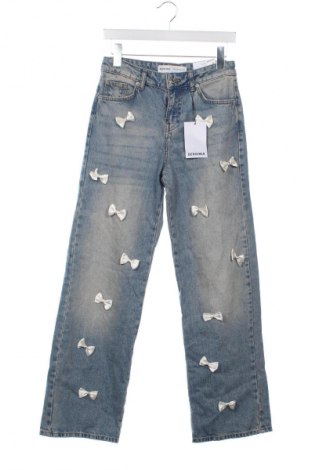 Blugi de femei Bershka, Mărime XS, Culoare Albastru, Preț 142,50 Lei