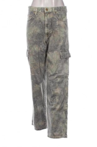 Damskie jeansy Bershka, Rozmiar S, Kolor Kolorowy, Cena 74,02 zł