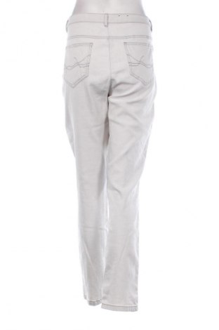Dámske džínsy  Bexleys, Veľkosť L, Farba Biela, Cena  21,00 €