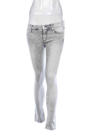 Dámske džínsy  Calvin Klein Jeans, Veľkosť M, Farba Sivá, Cena  35,60 €