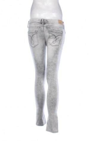 Dámske džínsy  Calvin Klein Jeans, Veľkosť M, Farba Sivá, Cena  35,60 €