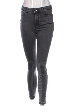 Damen Jeans Calzedonia, Größe M, Farbe Grau, Preis 20,97 €