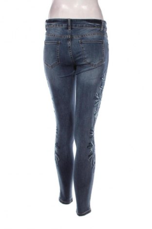 Damen Jeans Cartoon, Größe S, Farbe Blau, Preis 14,83 €