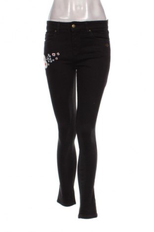 Damskie jeansy Cuple, Rozmiar S, Kolor Czarny, Cena 98,99 zł