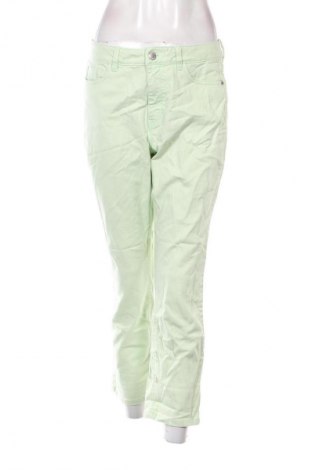Γυναικείο Τζίν Denim 1982, Μέγεθος M, Χρώμα Πράσινο, Τιμή 18,99 €