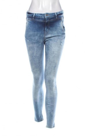 Damskie jeansy Edc By Esprit, Rozmiar S, Kolor Niebieski, Cena 94,38 zł