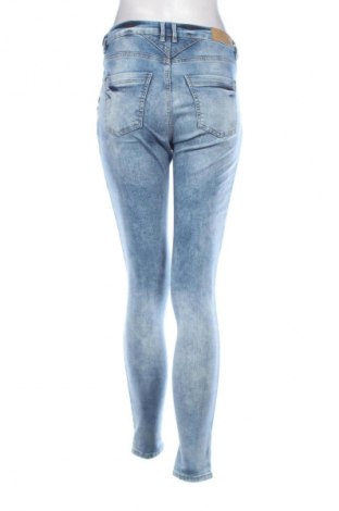 Damskie jeansy Edc By Esprit, Rozmiar S, Kolor Niebieski, Cena 94,38 zł
