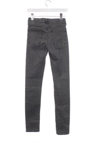 Γυναικείο Τζίν H&M, Μέγεθος XS, Χρώμα Γκρί, Τιμή 9,99 €