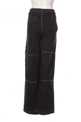 Дамски дънки Hugo Boss, Размер XL, Цвят Черен, Цена 259,99 лв.
