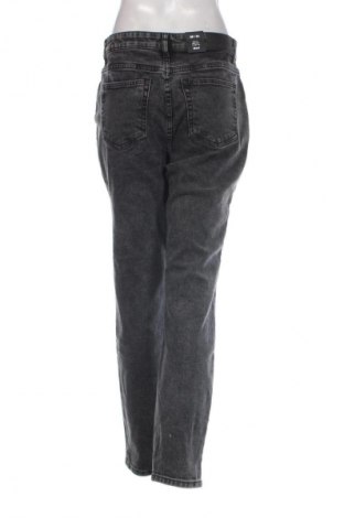 Dámske džínsy  Noisy May, Veľkosť M, Farba Sivá, Cena  54,95 €