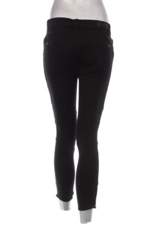 Blugi de femei ONLY, Mărime L, Culoare Negru, Preț 98,59 Lei