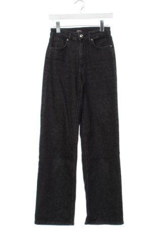 Дамски дънки ONLY, Размер XS, Цвят Сив, Цена 77,99 лв.