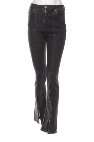 Damen Jeans Perfect Jeans By Gina Tricot, Größe M, Farbe Schwarz, Preis € 23,99