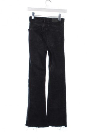 Blugi de femei Pull&Bear, Mărime XS, Culoare Negru, Preț 98,99 Lei