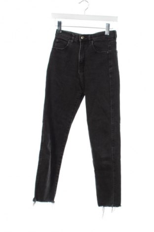 Damen Jeans Pull&Bear, Größe XS, Farbe Schwarz, Preis 20,99 €