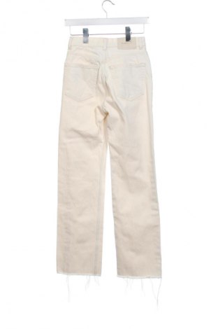 Női farmernadrág Pull&Bear, Méret XS, Szín Ekrü
, Ár 5 800 Ft