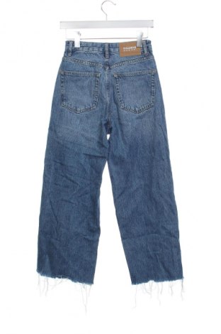 Dámské džíny  Pull&Bear, Velikost XS, Barva Modrá, Cena  367,00 Kč