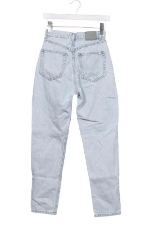 Dámske džínsy  Pull&Bear, Veľkosť XS, Farba Modrá, Cena  14,83 €