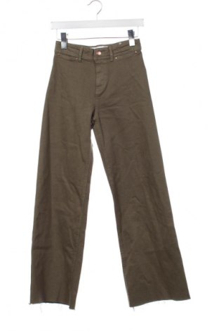 Damen Jeans Stradivarius, Größe XS, Farbe Grün, Preis € 18,11