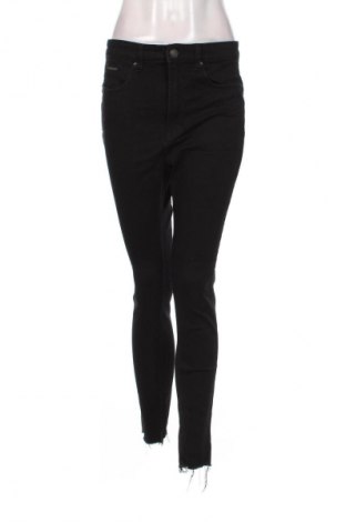 Damen Jeans Stradivarius, Größe M, Farbe Schwarz, Preis 20,99 €