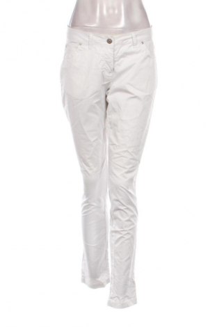 Damen Jeans Unbranded, Größe M, Farbe Weiß, Preis 20,99 €