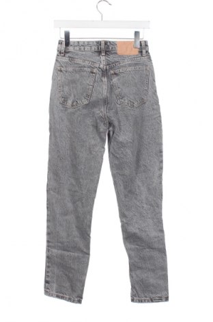 Blugi de femei Zara, Mărime XS, Culoare Gri, Preț 39,99 Lei