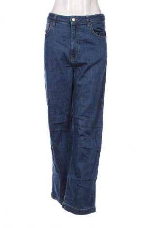 Γυναικείο Τζίν Zara, Μέγεθος M, Χρώμα Μπλέ, Τιμή 17,99 €