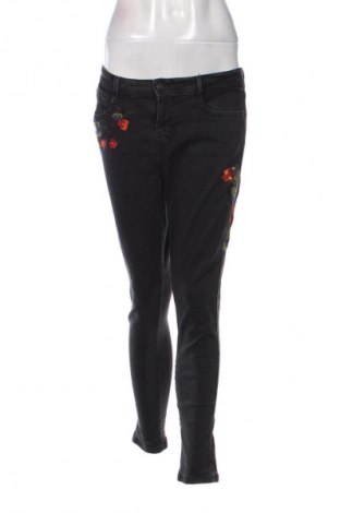 Damen Jeans Zara, Größe M, Farbe Schwarz, Preis 13,63 €