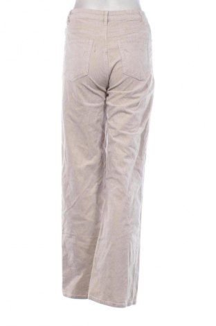 Damskie sztruksy H&M Divided, Rozmiar S, Kolor Beżowy, Cena 123,34 zł