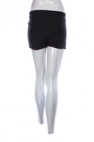 Pantaloni scurți de femei Adidas, Mărime L, Culoare Negru, Preț 261,99 Lei