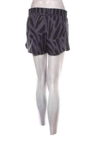 Damen Shorts Adidas, Größe S, Farbe Mehrfarbig, Preis 33,99 €