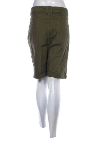 Dámske kraťasy  Avella, Veľkosť 4XL, Farba Zelená, Cena  18,95 €