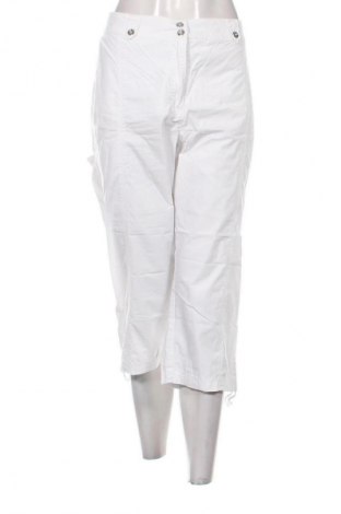 Damskie szorty Canda, Rozmiar 3XL, Kolor Biały, Cena 62,99 zł