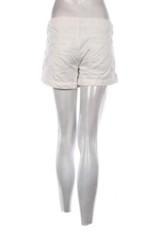 Damen Shorts Clockhouse, Größe L, Farbe Weiß, Preis € 9,72