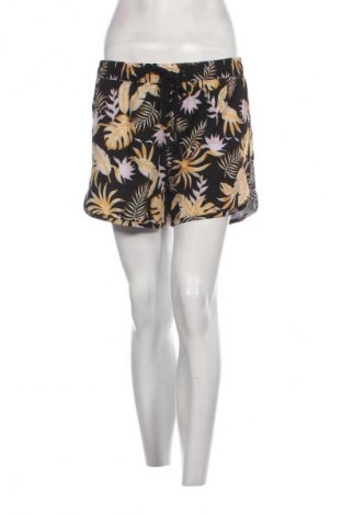 Pantaloni scurți de femei Crane, Mărime M, Culoare Multicolor, Preț 79,99 Lei