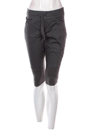 Damen Shorts Decathlon, Größe M, Farbe Grau, Preis 13,99 €