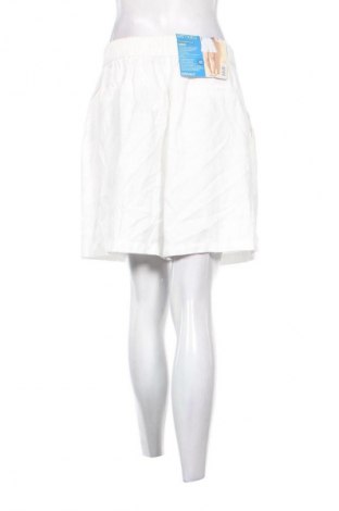 Damen Shorts Esmara, Größe L, Farbe Weiß, Preis 21,99 €