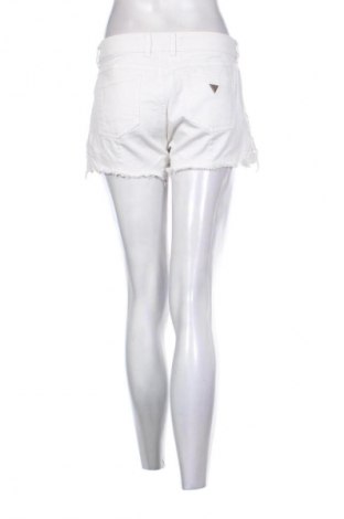 Damen Shorts Guess, Größe L, Farbe Weiß, Preis € 34,78