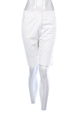 Damen Shorts H&M, Größe M, Farbe Weiß, Preis 9,72 €