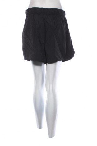 Damskie szorty H&M, Rozmiar M, Kolor Czarny, Cena 44,94 zł