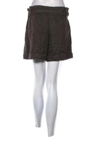 Női rövidnadrág H&M, Méret M, Szín Zöld, Ár 7 038 Ft