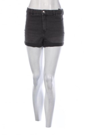 Damen Shorts H&M Divided, Größe M, Farbe Schwarz, Preis € 9,79