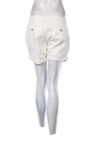 Pantaloni scurți de femei Mango Tree, Mărime S, Culoare Ecru, Preț 89,47 Lei