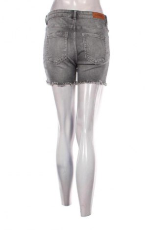 Damen Shorts ONLY, Größe M, Farbe Grau, Preis € 13,99