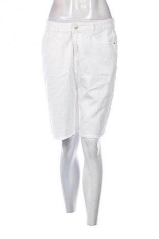 Damen Shorts POEMS ROMA, Größe M, Farbe Weiß, Preis € 18,31