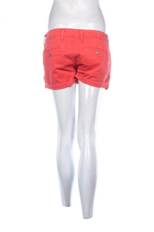 Dámské kraťasy  Pepe Jeans, Velikost L, Barva Červená, Cena  613,00 Kč