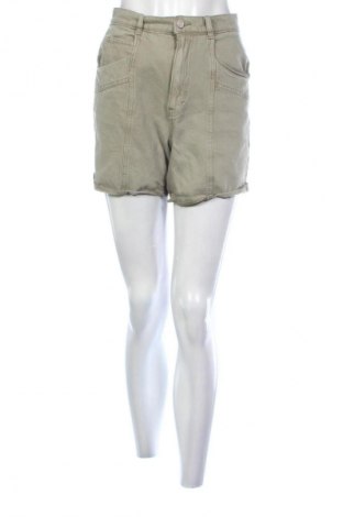 Damen Shorts Pull&Bear, Größe M, Farbe Grün, Preis 9,72 €