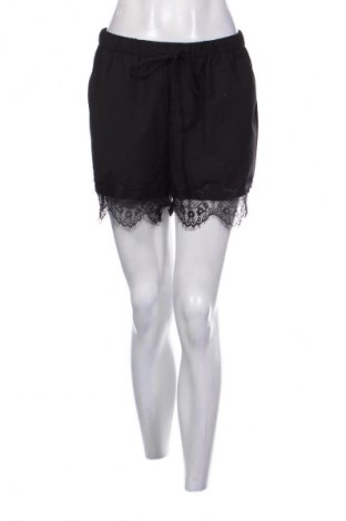 Damen Shorts Reserved, Größe L, Farbe Schwarz, Preis 9,72 €