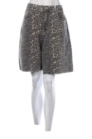 Damen Shorts Reserved, Größe L, Farbe Mehrfarbig, Preis 16,24 €